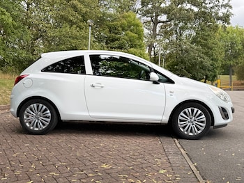 Used Vauxhall Corsa 2011 for sale - 75847913: Photo
