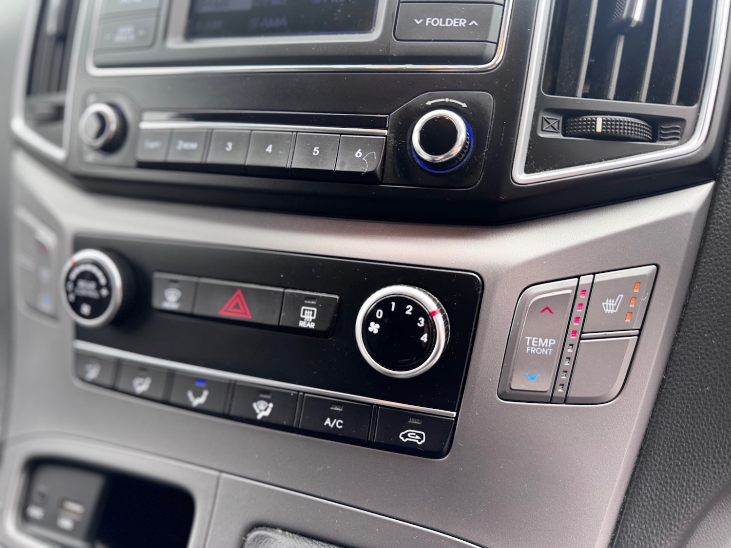 Used Hyundai i800 2016 for sale - 77548392: Photo 10