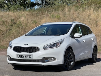 2015 (15) - 1.6 CRDi 4 5dr