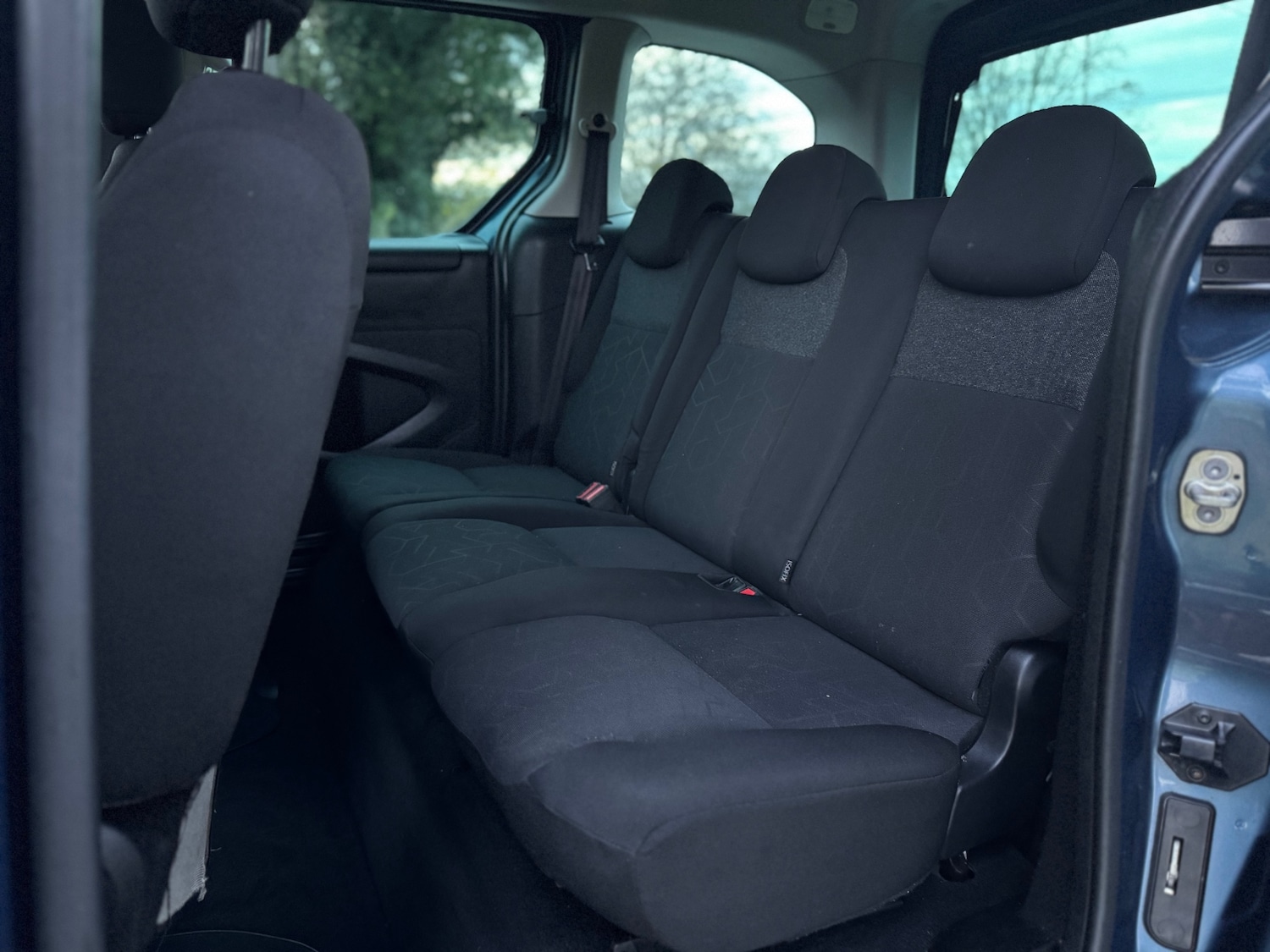 Used Peugeot Partner Tepee 2016 for sale - 76945303: Photo 14