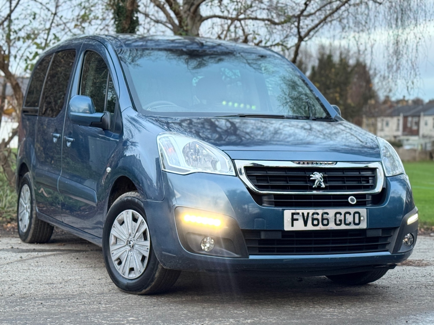 Used Peugeot Partner Tepee 2016 for sale - 76945303: Photo 3