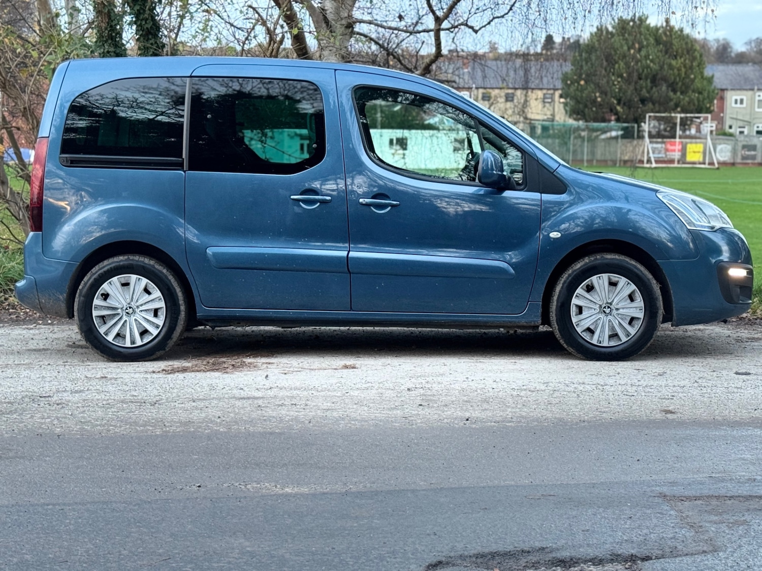 Used Peugeot Partner Tepee 2016 for sale - 76945303: Photo 5