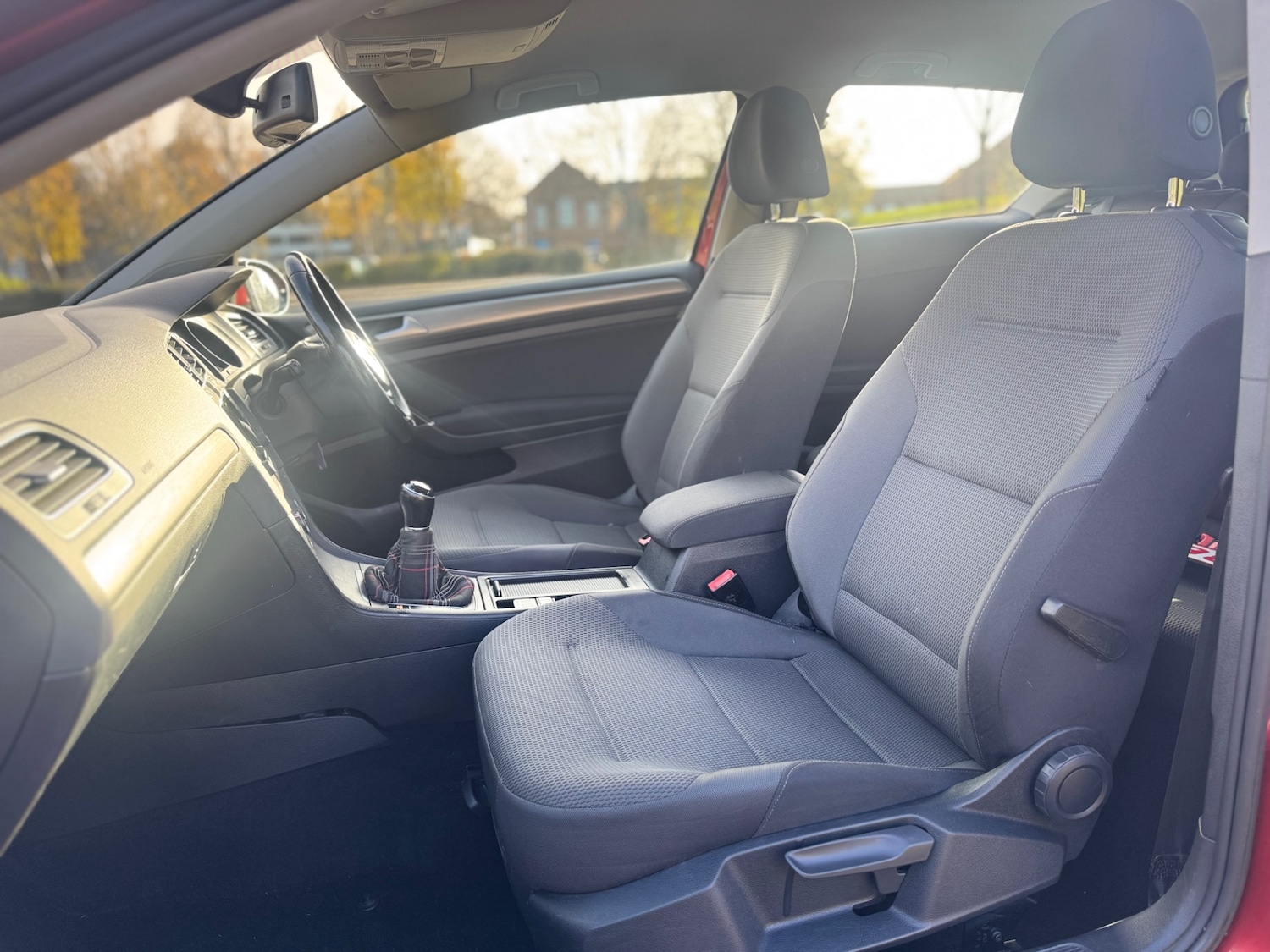 Used Volkswagen Golf 2015 for sale - 77636205: Photo 14