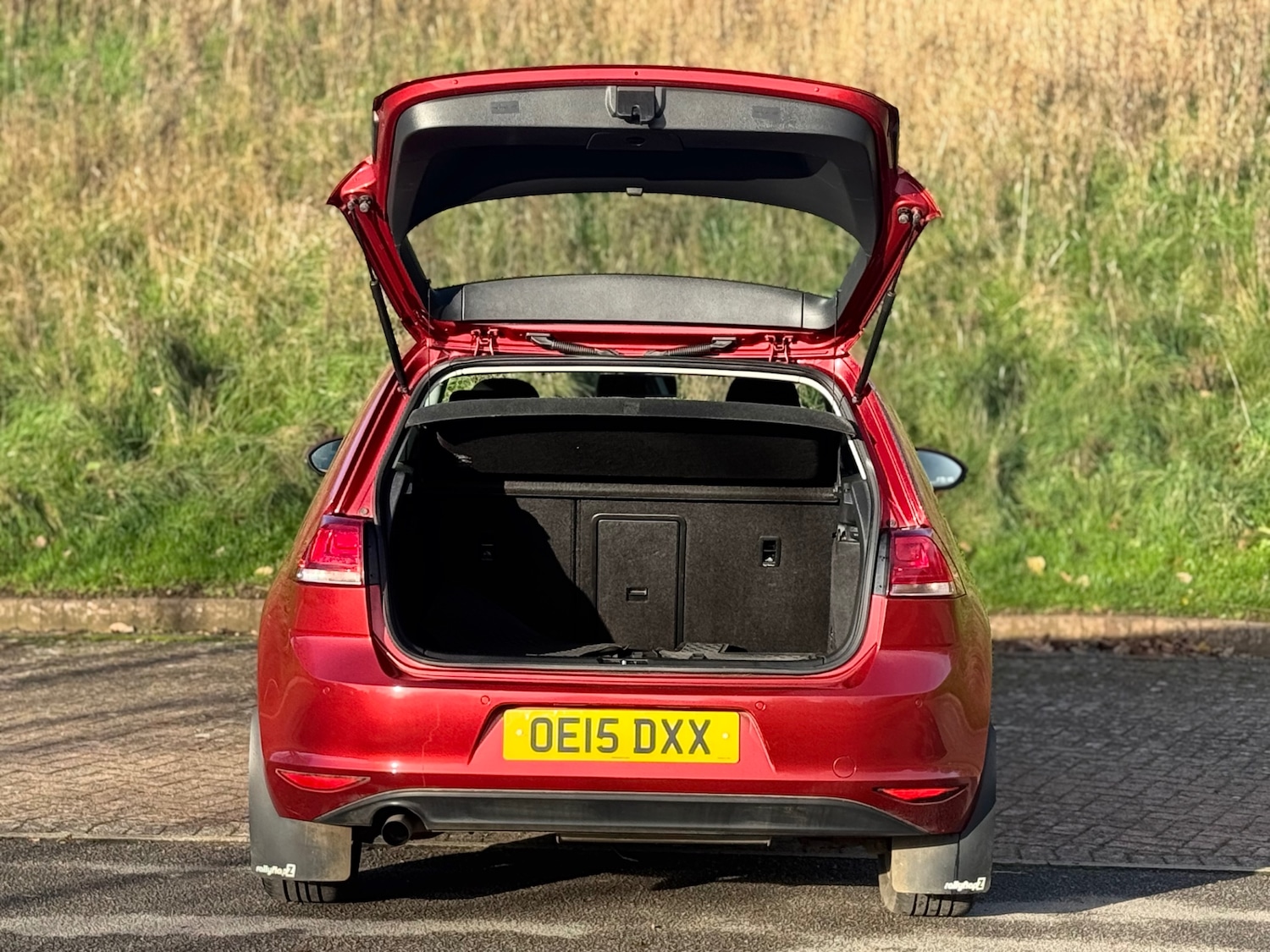 Used Volkswagen Golf 2015 for sale - 77636205: Photo 9