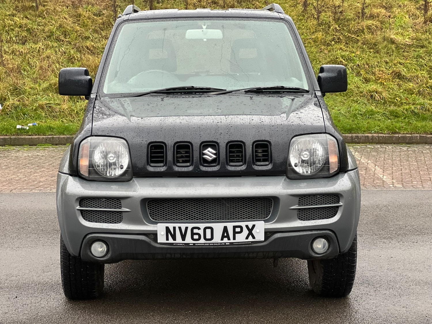 Used Suzuki Jimny 2010 for sale - 77284082: Photo 2