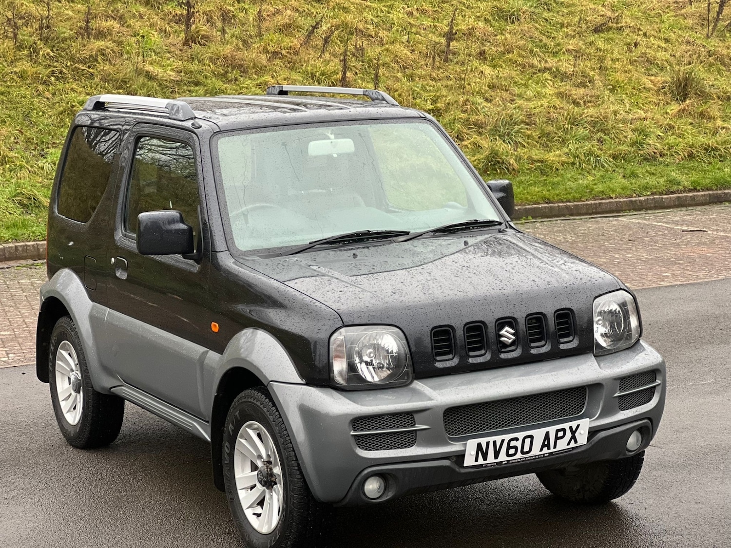 Used Suzuki Jimny 2010 for sale - 77284082: Photo 25
