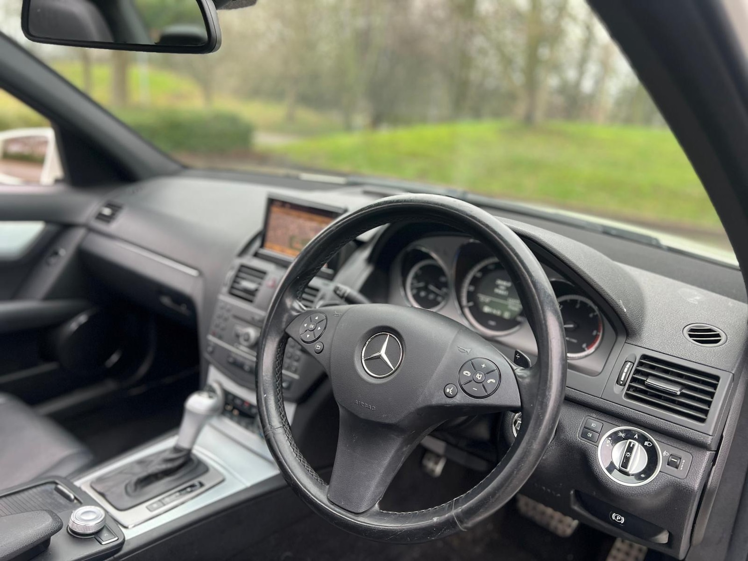 Used Mercedes-Benz C Class 2010 for sale - 77548407: Photo 12