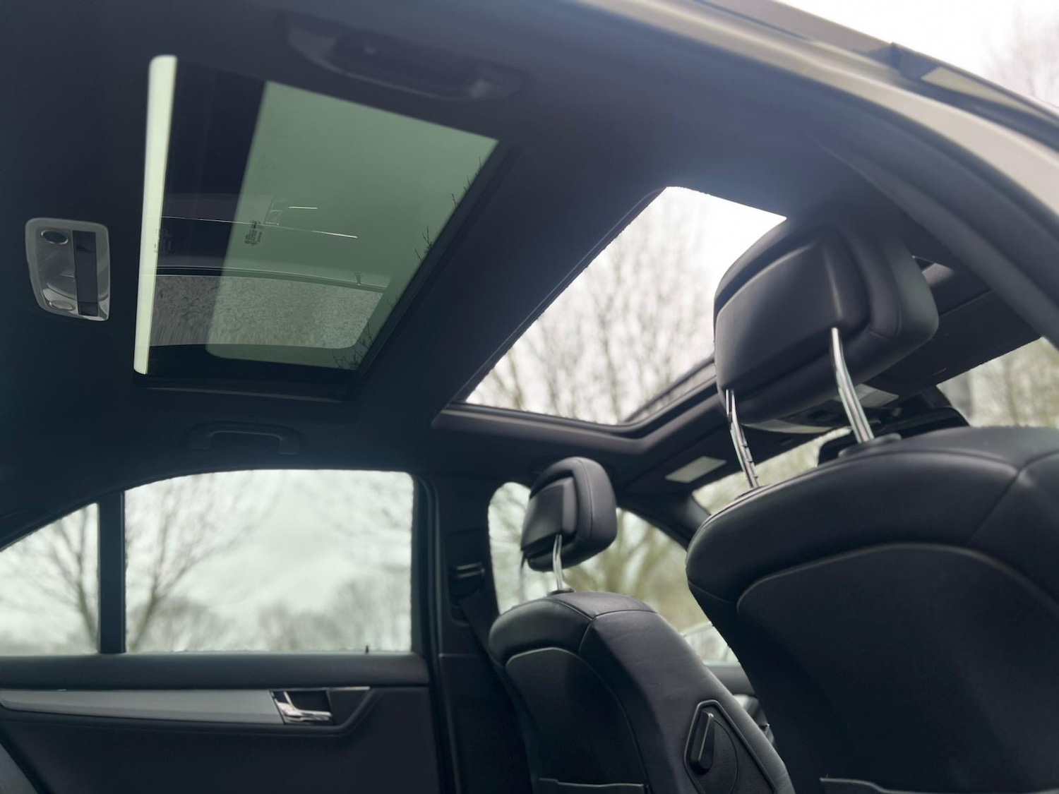 Used Mercedes-Benz C Class 2010 for sale - 77548407: Photo 14