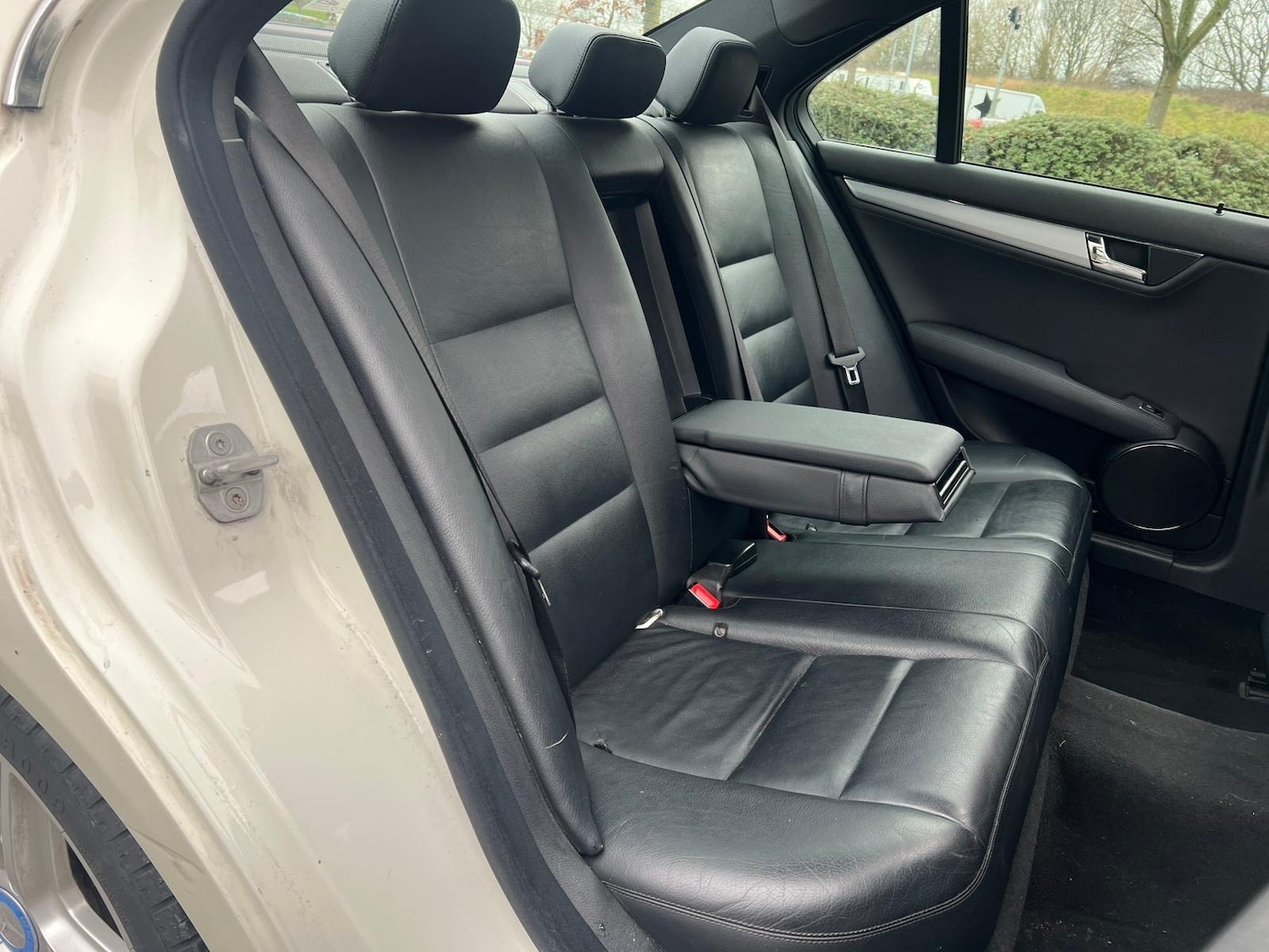 Used Mercedes-Benz C Class 2010 for sale - 77548407: Photo 16