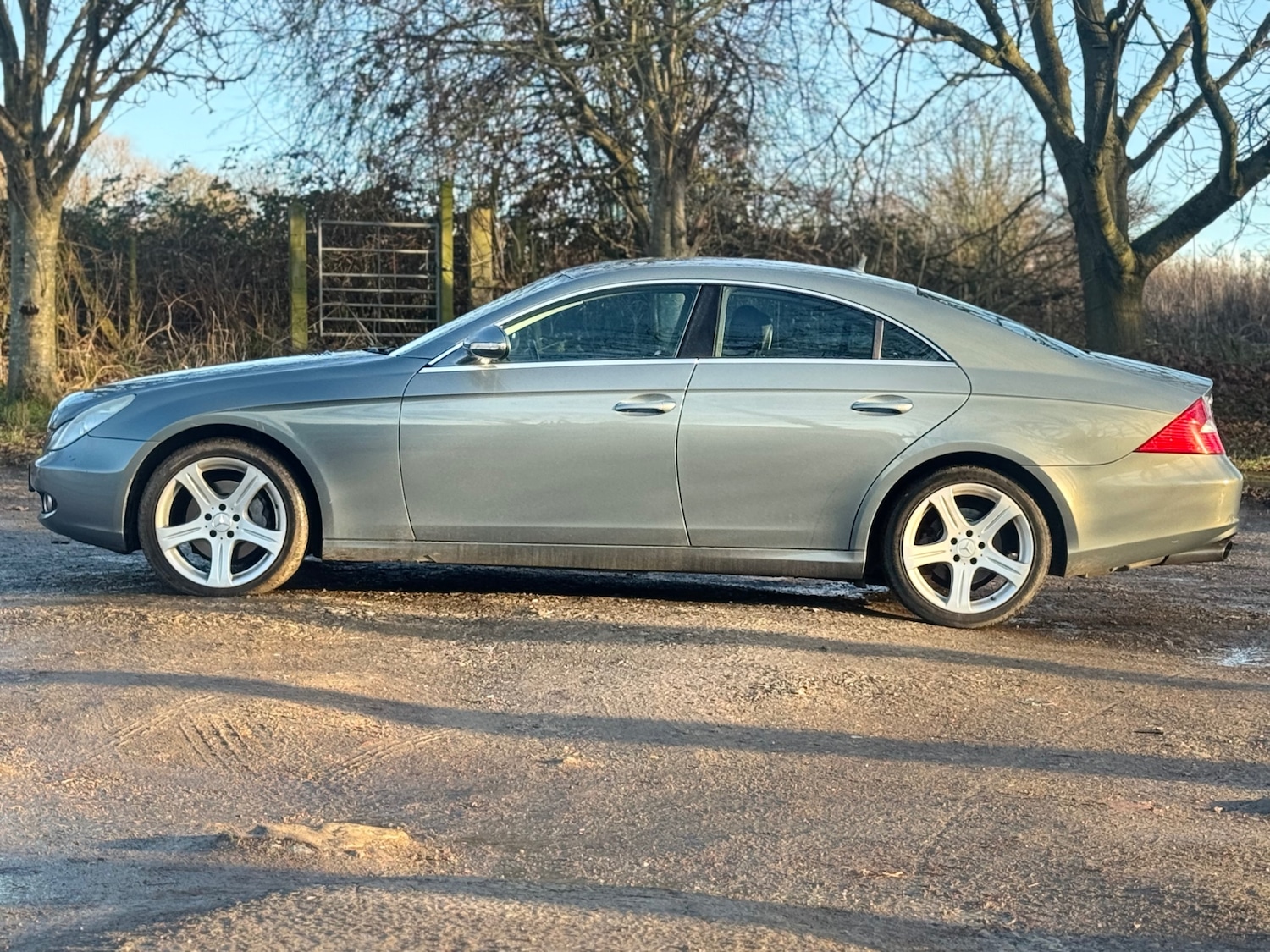 Used Mercedes-Benz CLS 2007 for sale - 77166191: Photo 4