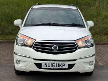 Used Ssangyong Turismo 2015 for sale - 74892444: Photo