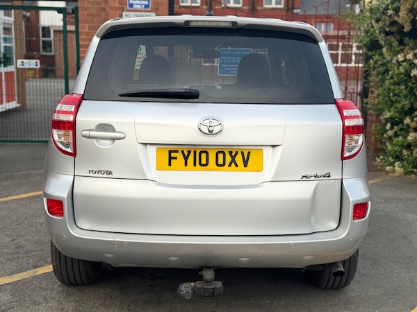 Used Toyota RAV4 2010 for sale - 74859336: Photo 7
