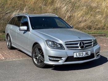 Used Mercedes-Benz C-Class 2013 for sale - 75318255: Photo