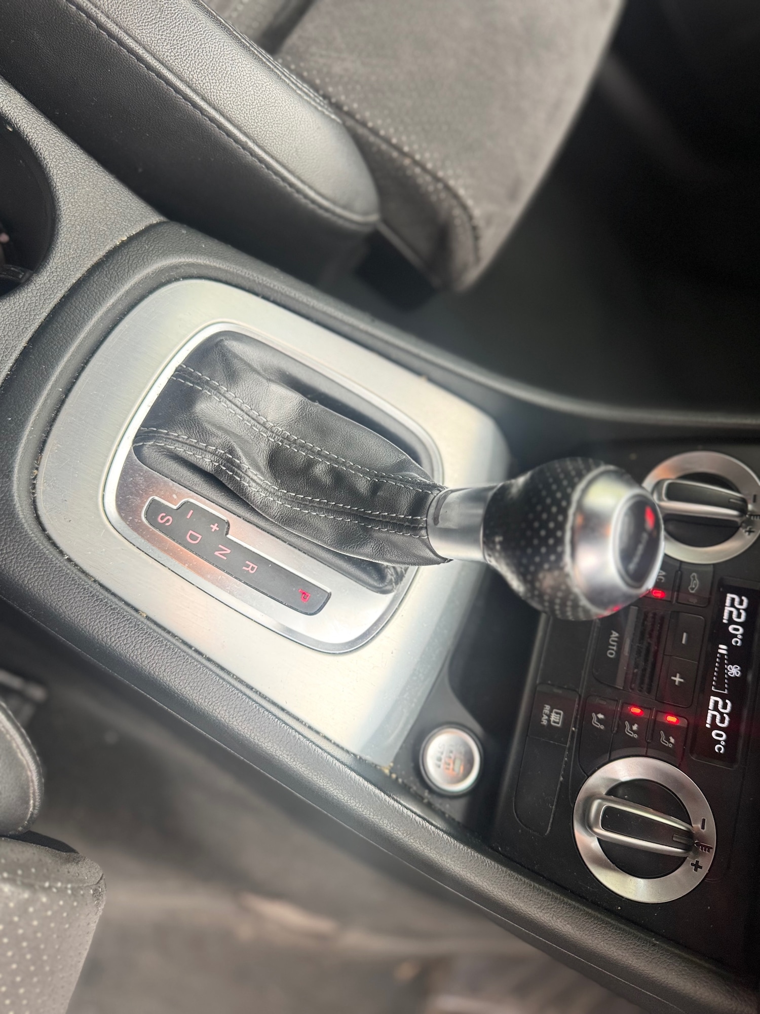 Used Audi Q3 2013 for sale - 76316986: Photo 16