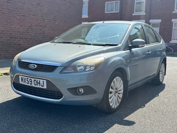 Used Ford Focus 2010 for sale - 75613958: Photo