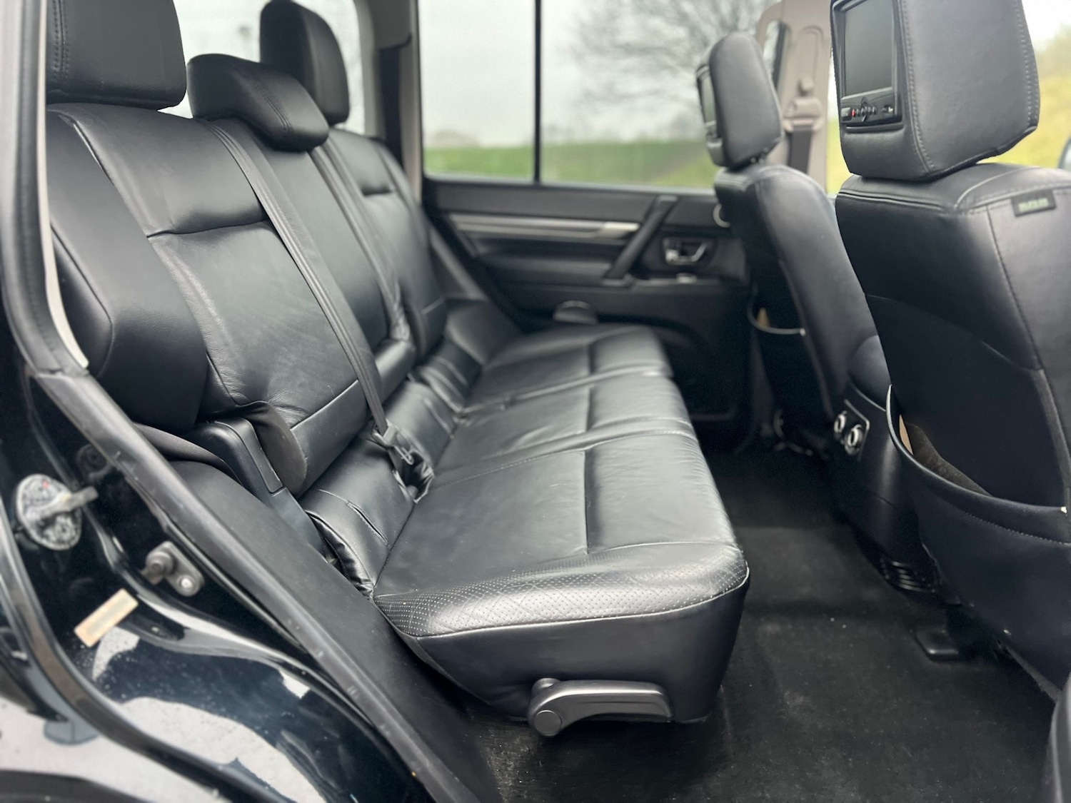 Used Mitsubishi Shogun 2010 for sale - 77548411: Photo 15