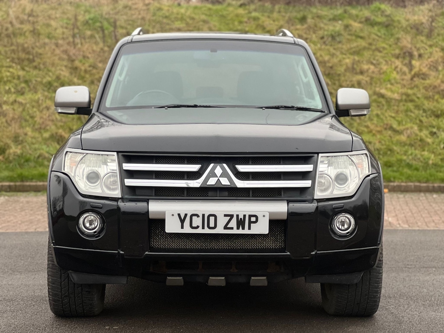 Used Mitsubishi Shogun 2010 for sale - 77548411: Photo 2