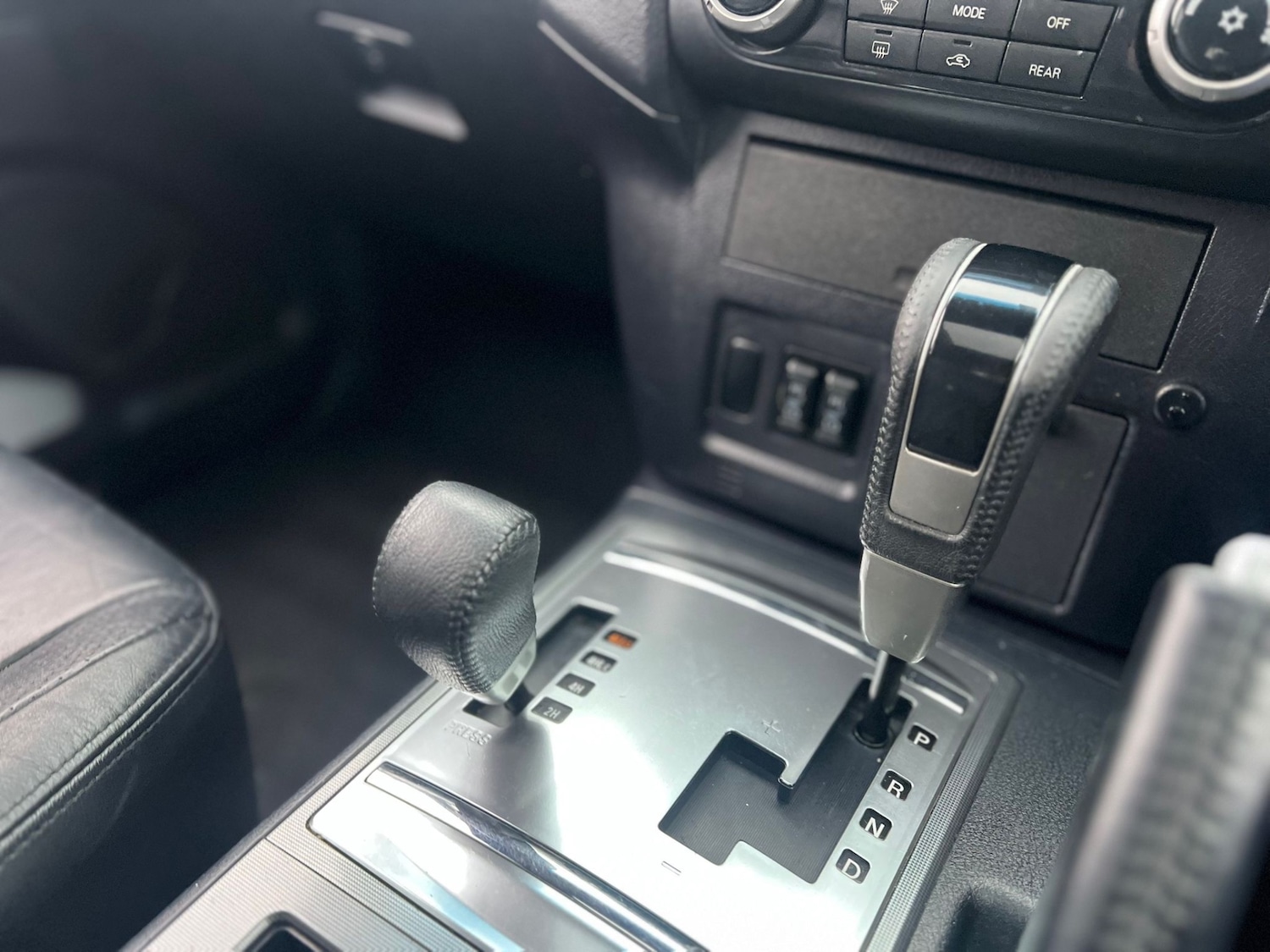 Used Mitsubishi Shogun 2010 for sale - 77548411: Photo 21