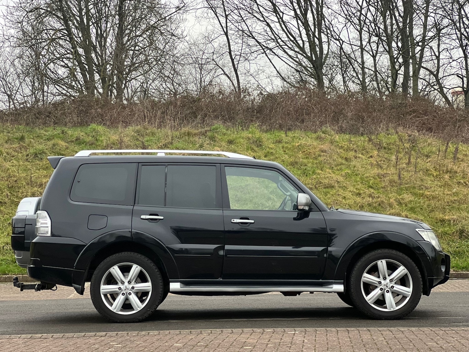 Used Mitsubishi Shogun 2010 for sale - 77548411: Photo 5