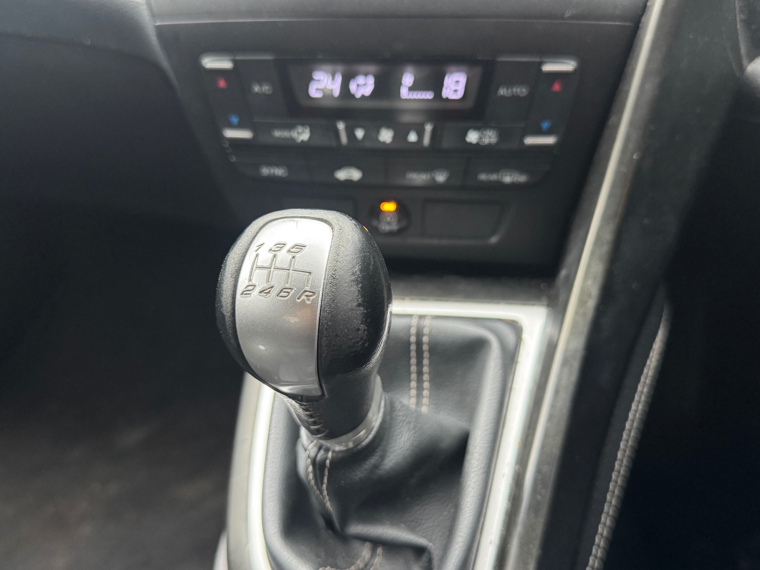 Used Honda Civic 2016 for sale - 76772283: Photo 18