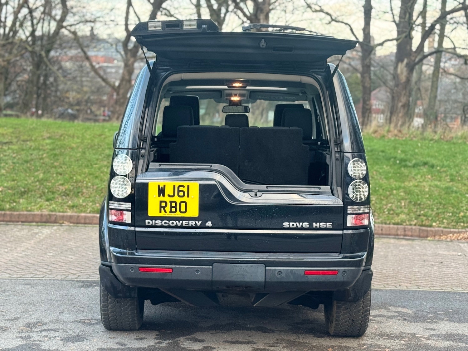 Used Land Rover Discovery 2011 for sale - 76911396: Photo 11