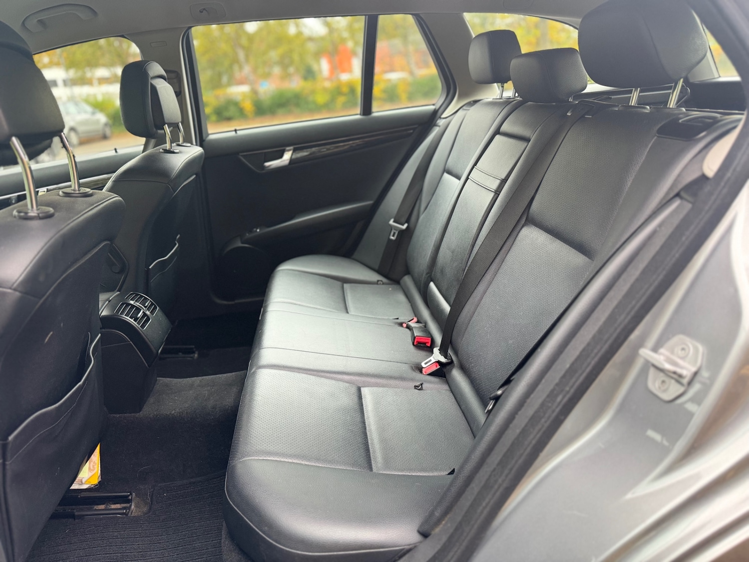 Used Mercedes-Benz C Class 2010 for sale - 76455670: Photo 17