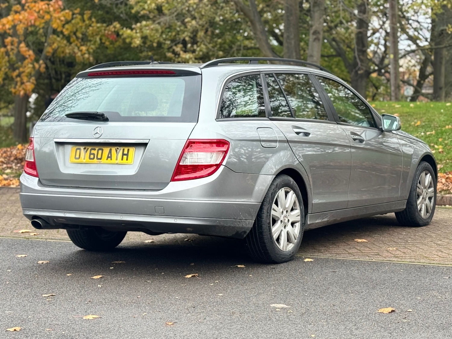 Used Mercedes-Benz C Class 2010 for sale - 76455670: Photo 8
