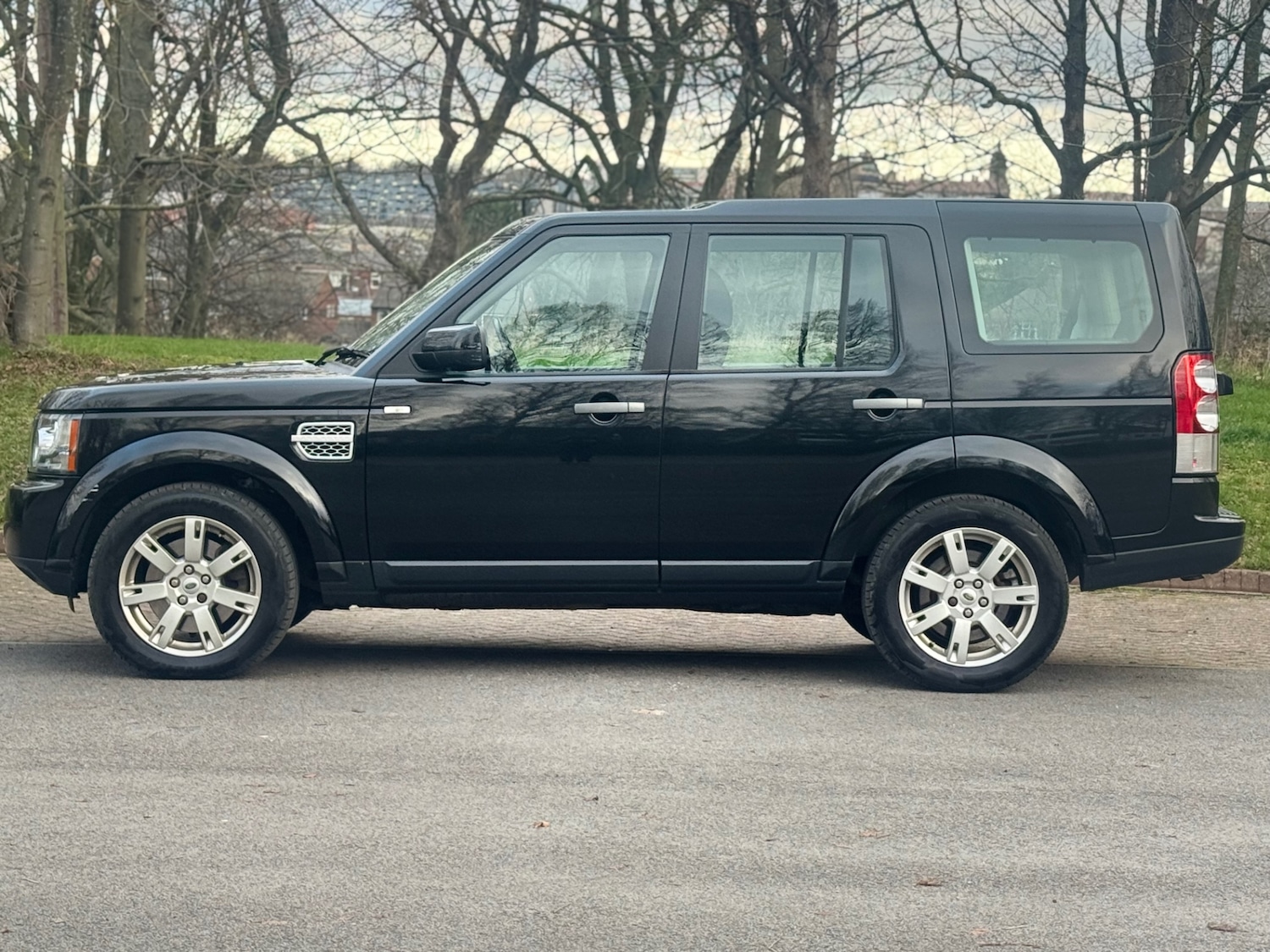 Used Land Rover Discovery 2010 for sale - 77080912: Photo 4