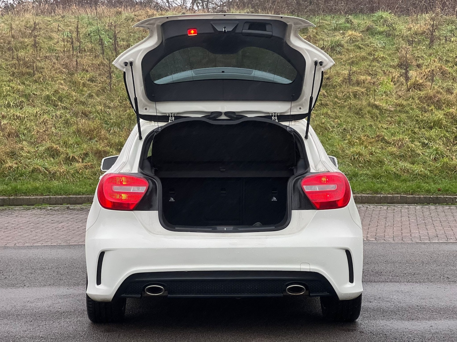 Used Mercedes-Benz A-Class 2014 for sale - 77504377: Photo 8