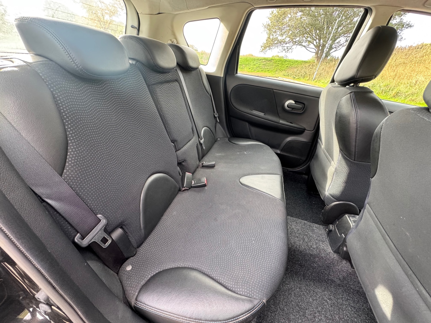 Used Nissan Note 2012 for sale - 76237476: Photo 14