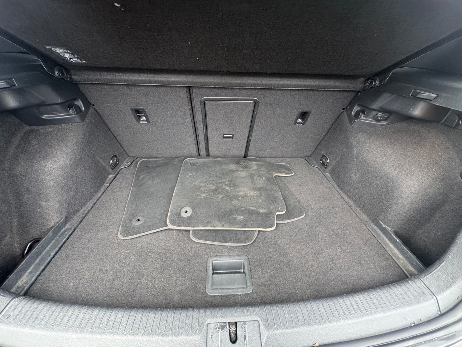 Used Volkswagen Golf 2015 for sale - 77235630: Photo 10