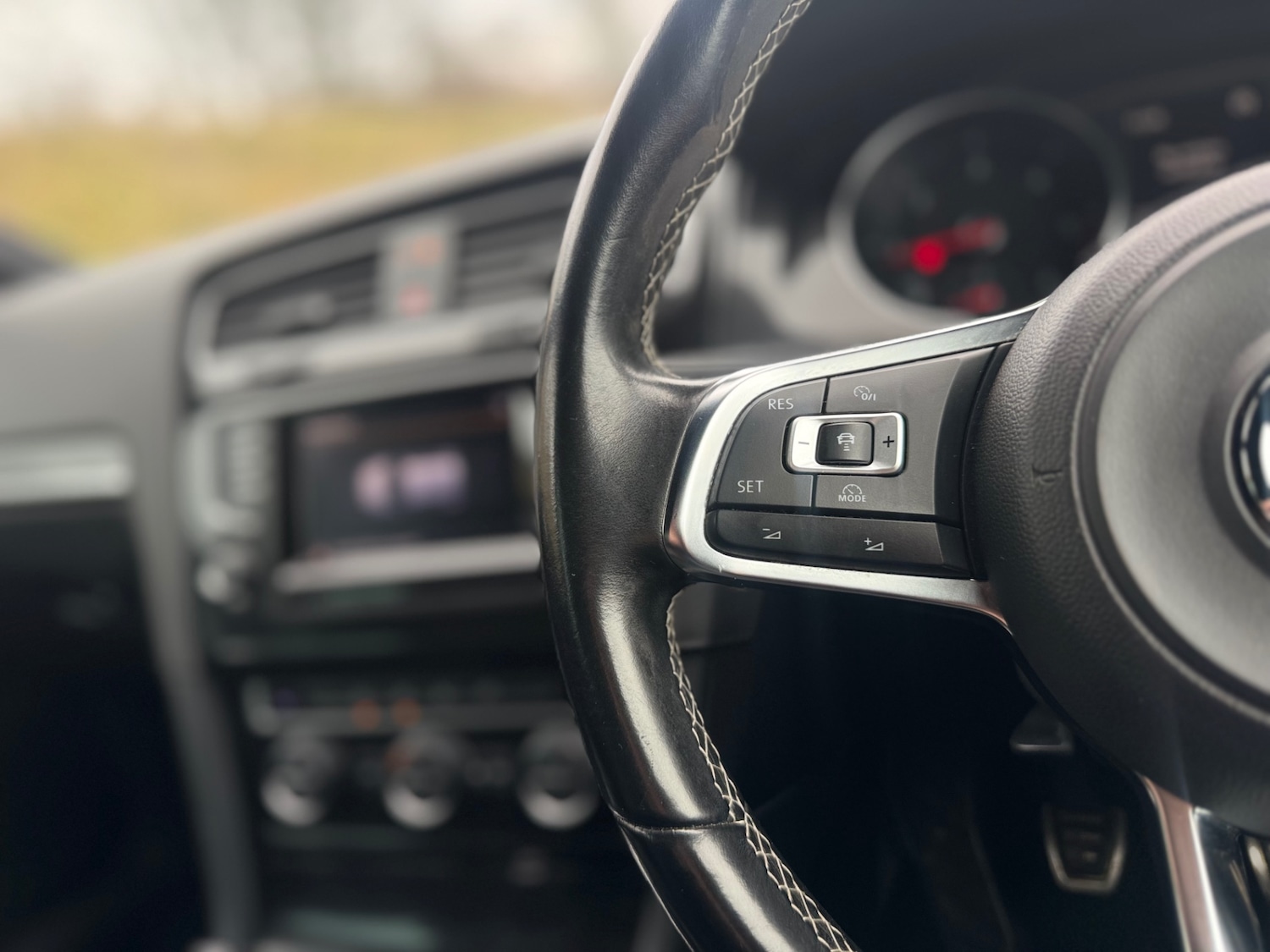 Used Volkswagen Golf 2015 for sale - 77235630: Photo 15