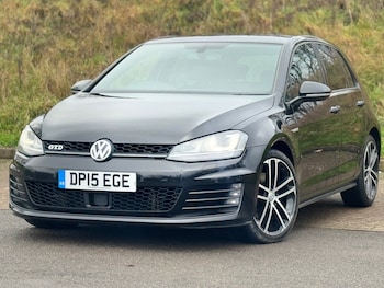Used Volkswagen Golf 2015 for sale - 77235630: Photo
