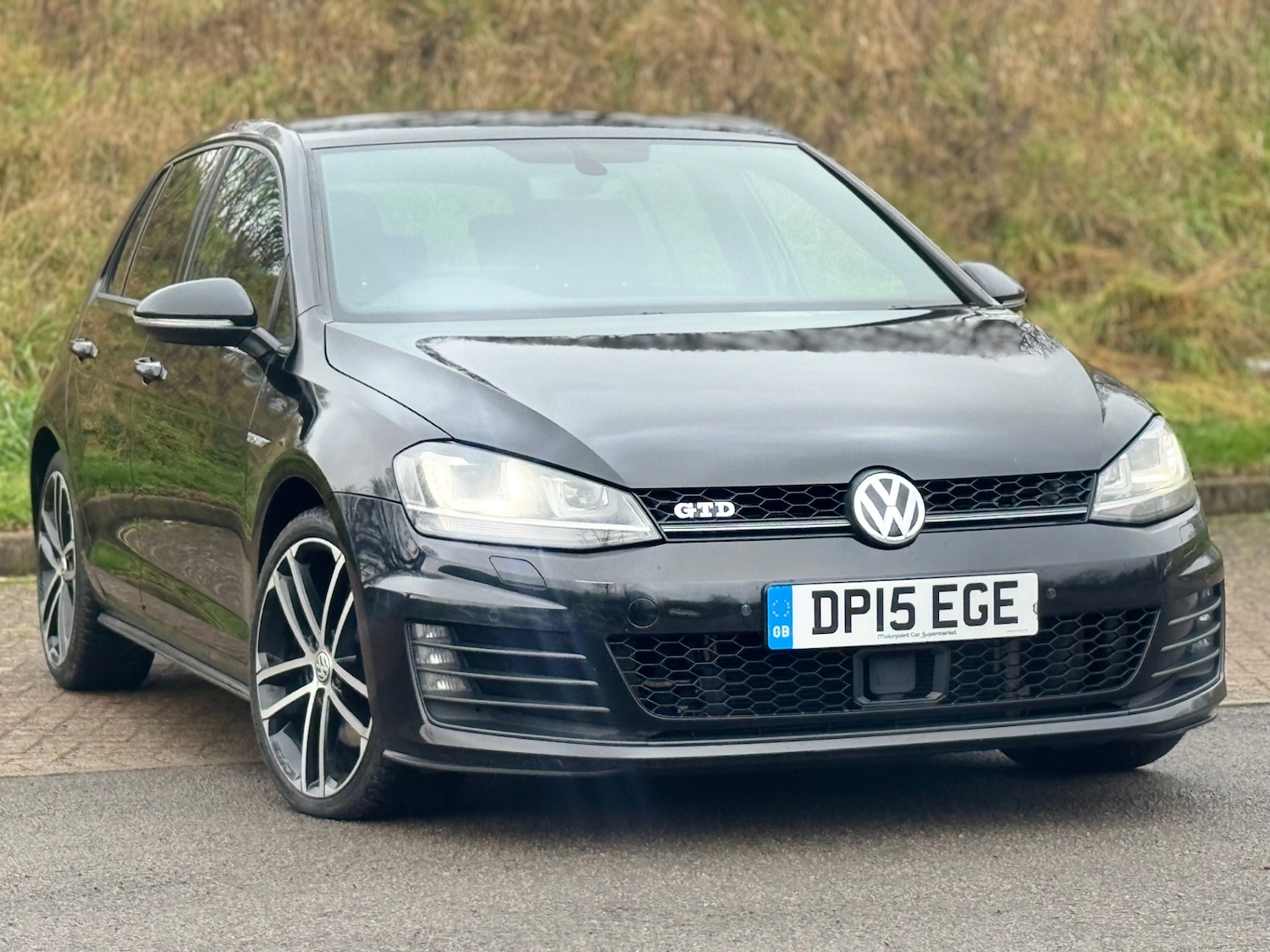 Used Volkswagen Golf 2015 for sale - 77235630: Photo 3