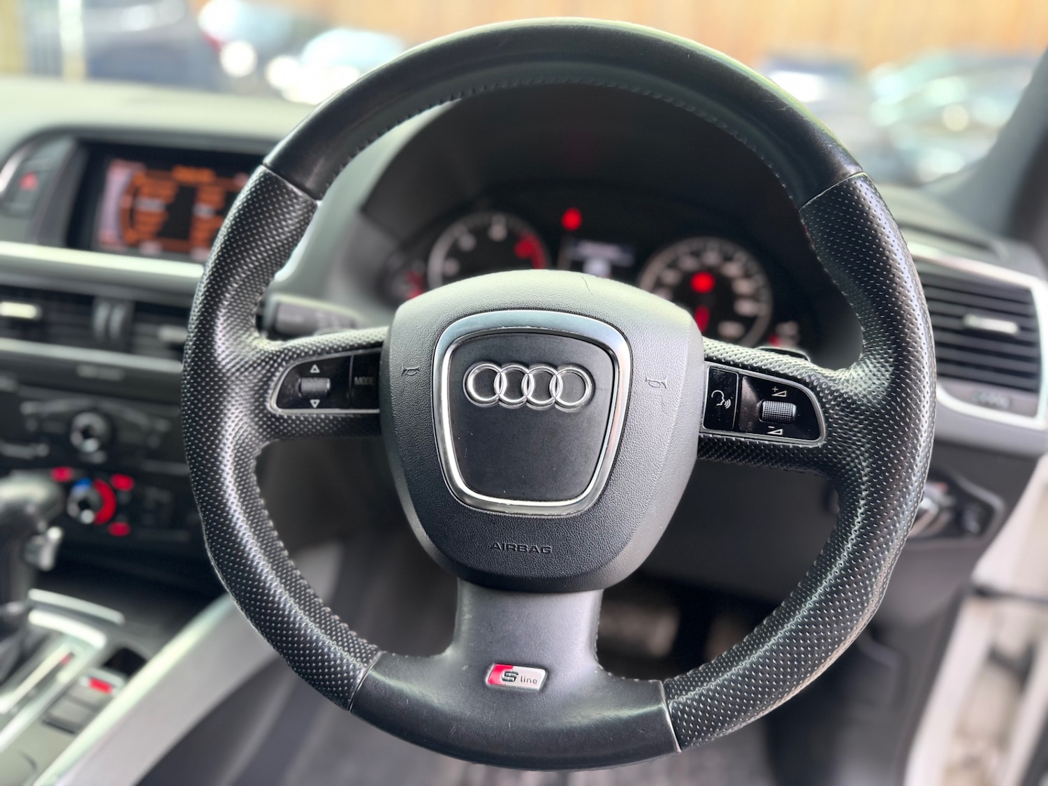 Used Audi Q5 2011 for sale - 77482347: Photo 11