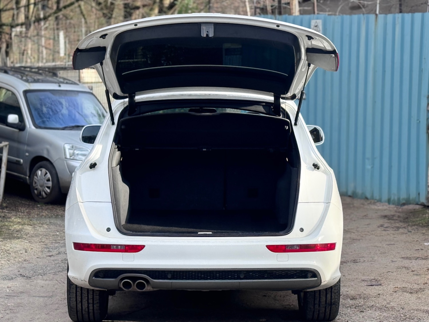 Used Audi Q5 2011 for sale - 77482347: Photo 9