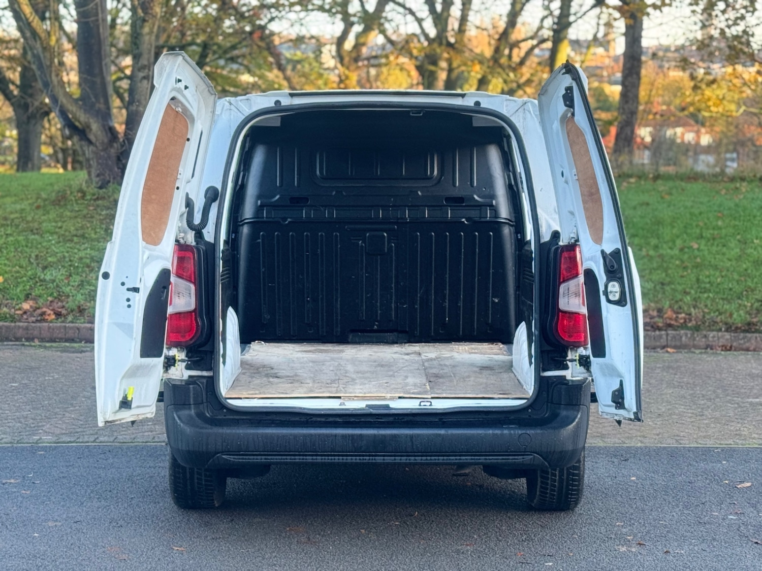 Used Vauxhall Combo 2020 for sale - 76922510: Photo 11