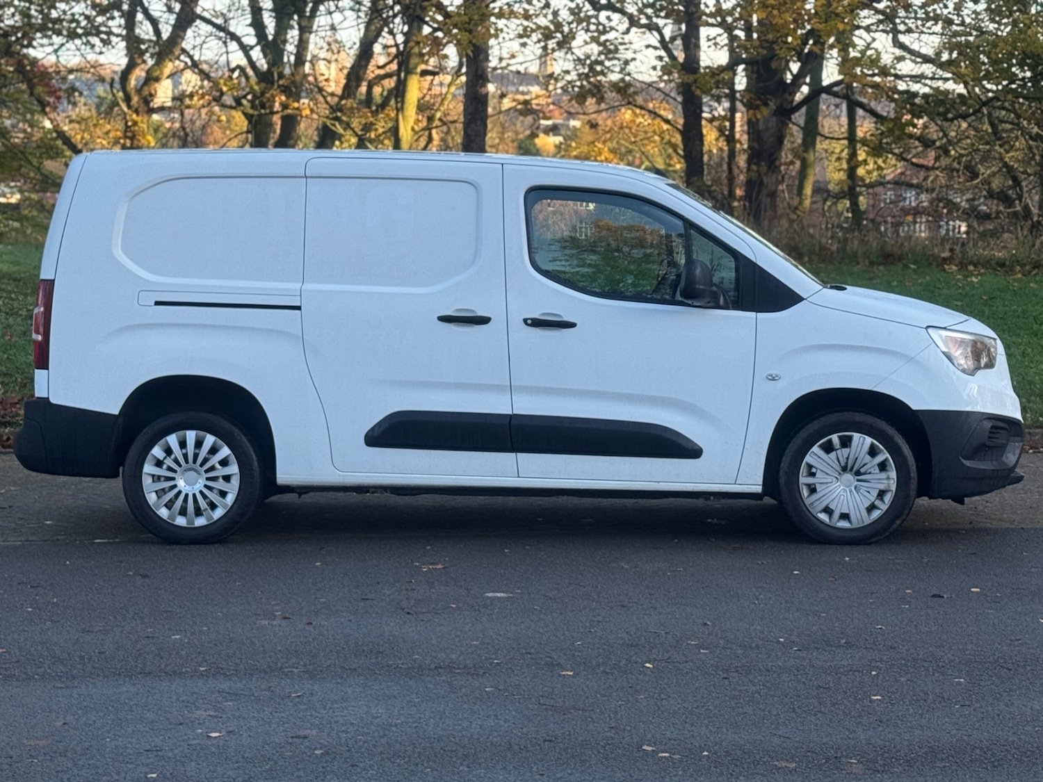 Used Vauxhall Combo 2020 for sale - 76922510: Photo 6