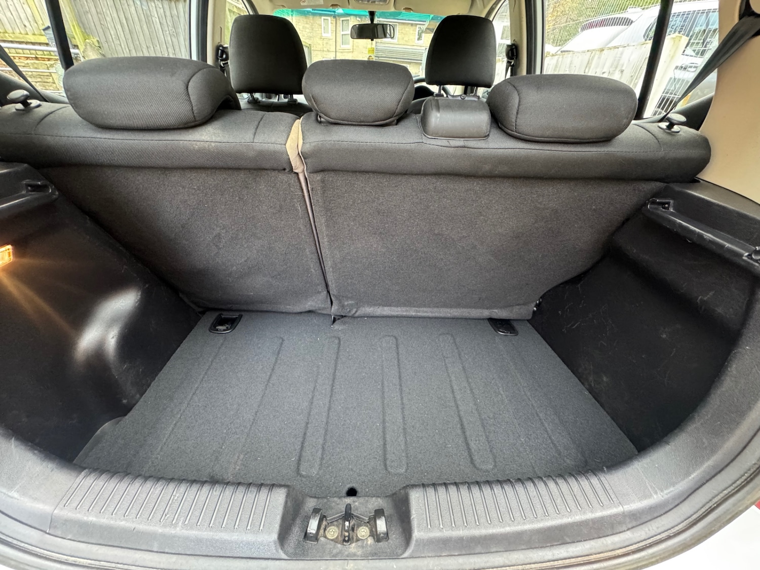 Used Hyundai i10 2013 for sale - 76518574: Photo 10