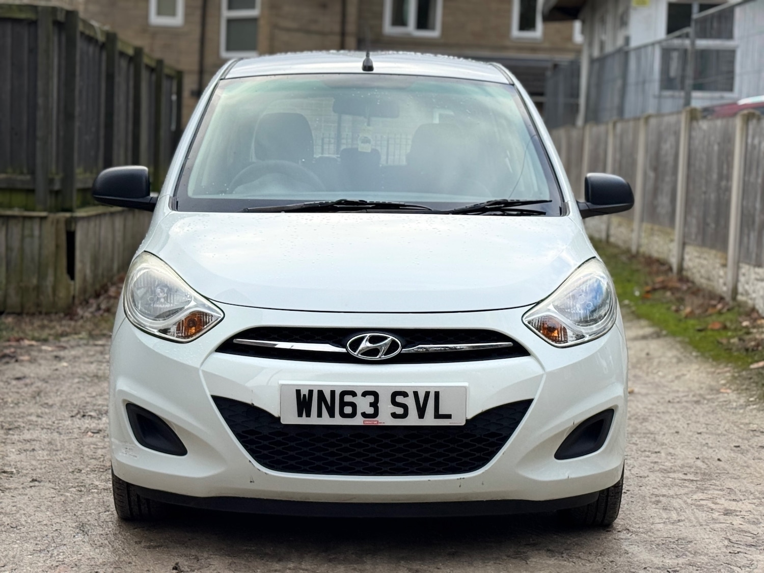 Used Hyundai i10 2013 for sale - 76518574: Photo 2