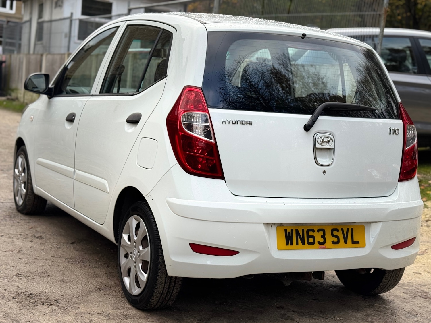 Used Hyundai i10 2013 for sale - 76518574: Photo 6