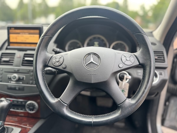 Used Mercedes-Benz C Class 2010 for sale - 75276656: Photo 14