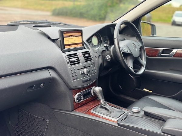 Used Mercedes-Benz C Class 2010 for sale - 75276656: Photo 15
