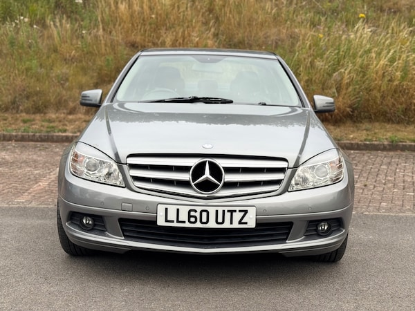 Used Mercedes-Benz C Class 2010 for sale - 75276656: Photo 2