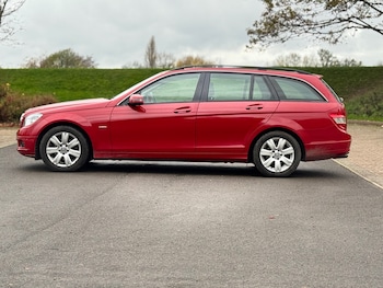 Used Mercedes-Benz C Class 2010 for sale - 76527458: Photo