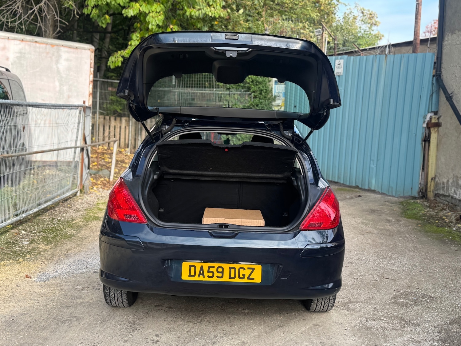 Used Peugeot 308 2009 for sale - 76243932: Photo 10