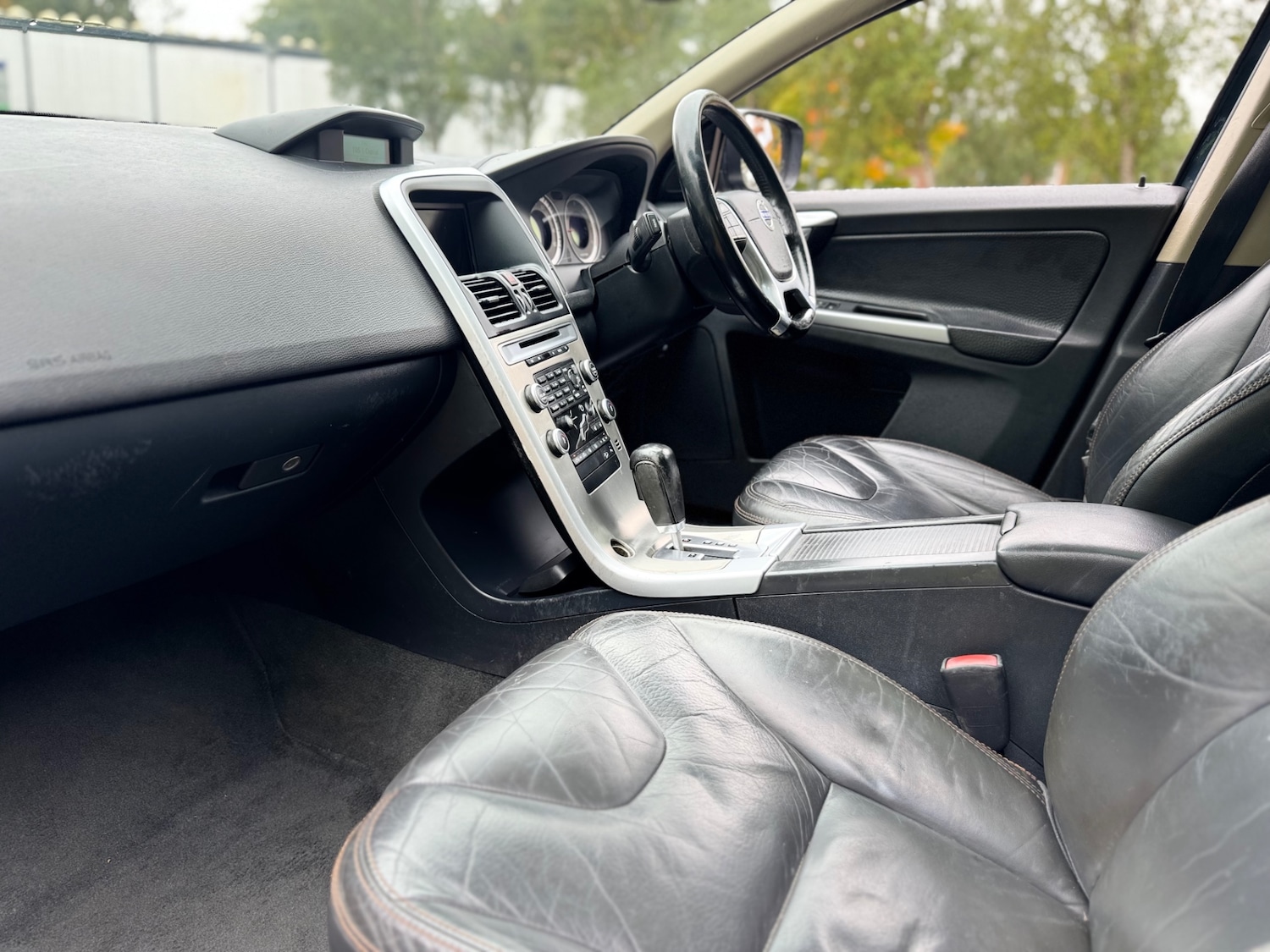 Used Volvo XC60 2010 for sale - 76135828: Photo 23