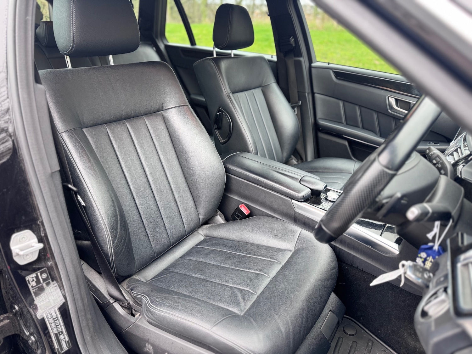 Used Mercedes-Benz E Class 2013 for sale - 77548397: Photo 12