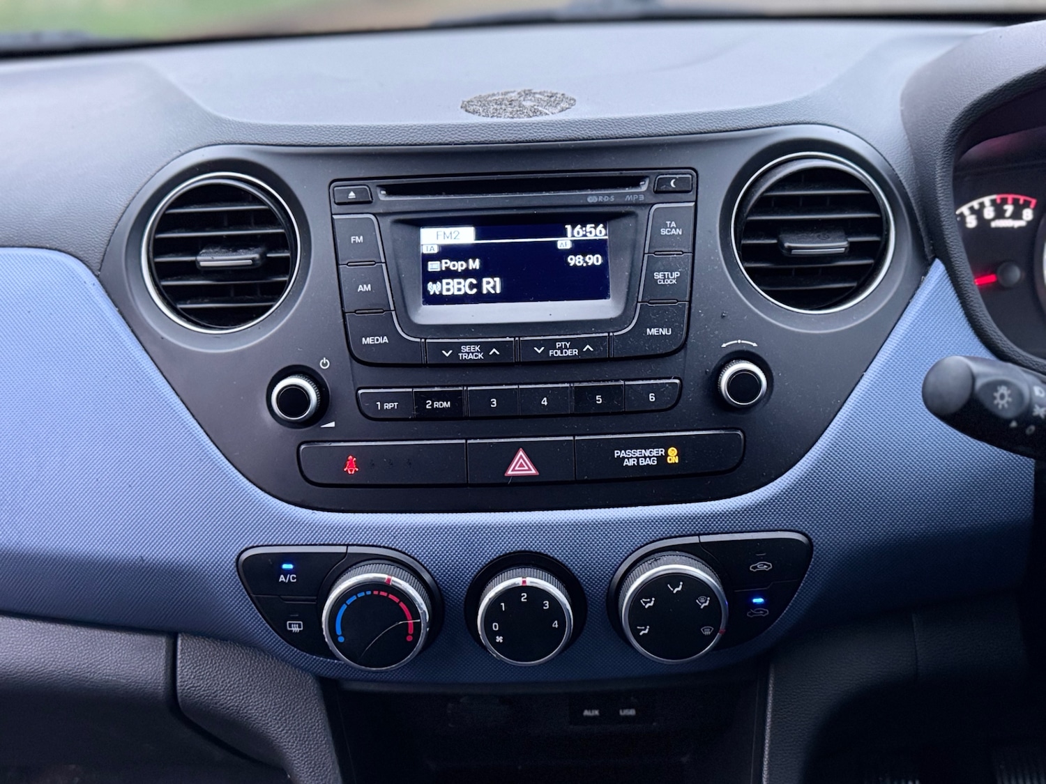 Used Hyundai i10 2014 for sale - 77548400: Photo 15