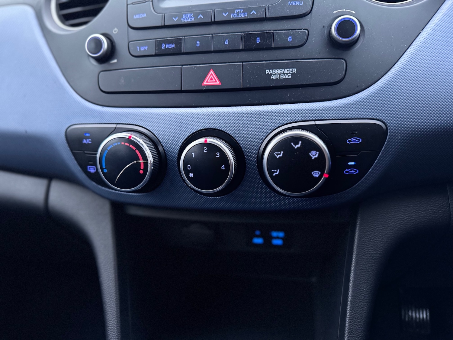 Used Hyundai i10 2014 for sale - 77548400: Photo 17